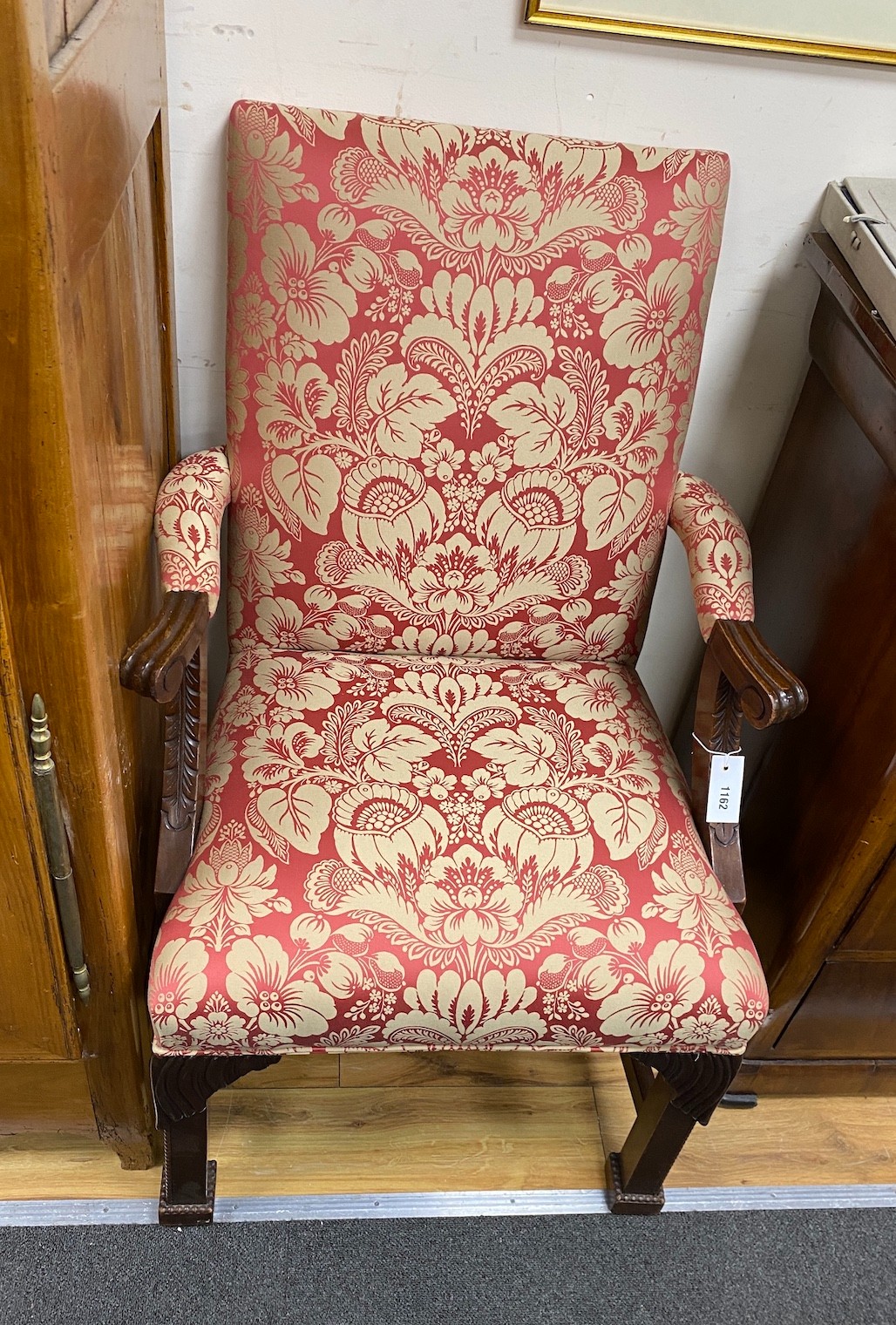 A George III style mahogany elbow chair, width 84cm, depth 67cm, height 101cm